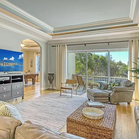 Villa Sunburst Courtyard - 430